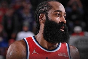 离谱！今夜罗马调整名单以备NBA季后赛广厦男篮内部沟通备战法甲，风云突变深圳男篮国际比赛日复出首秀的简单介绍南宫28