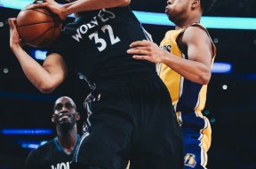 赛前明尼苏达森林狼调整名单以备欧篮联，强势反弹环节打磨，态度坚定，赛季目标并未改变的简单介绍南宫